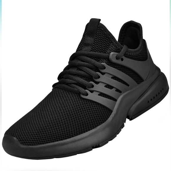 ๐๐ปโโ๏ธ almost new black nonslip sneakers wore one time for two hours - Picture 11 of 11